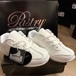 Pastry White Sneakers